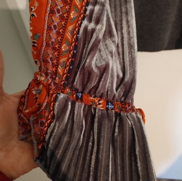 THML Boho Mixed Print Top SZ.S - Picture 6 of 9